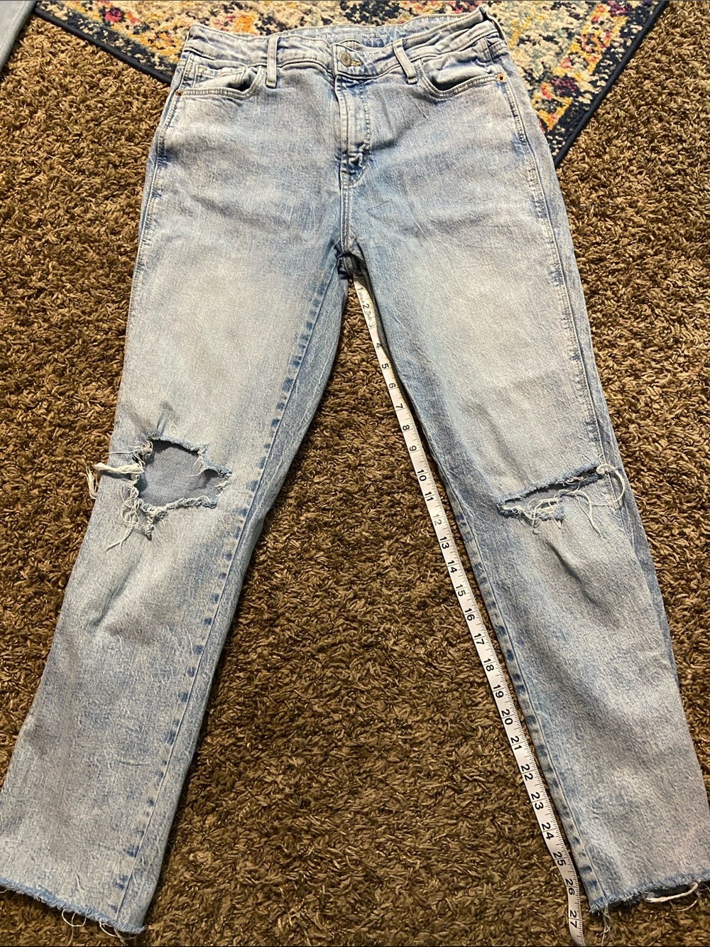 Old Navy Vintage Slim Size 10 Light Blue Distressed Women's Jeans